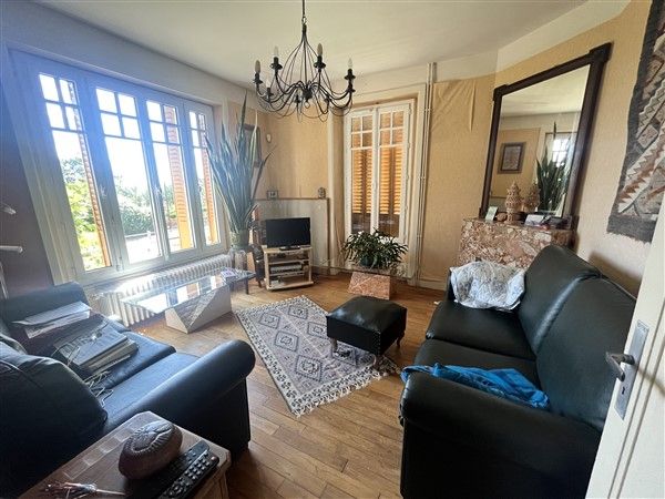 Poissac : vente vente de 5 pi&egrave;ces - grande image 4