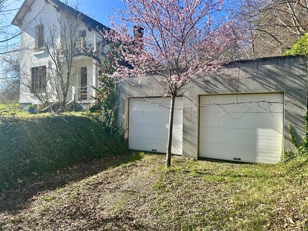 Poissac : vente vente de 5 pi&egrave;ces - grande image 8