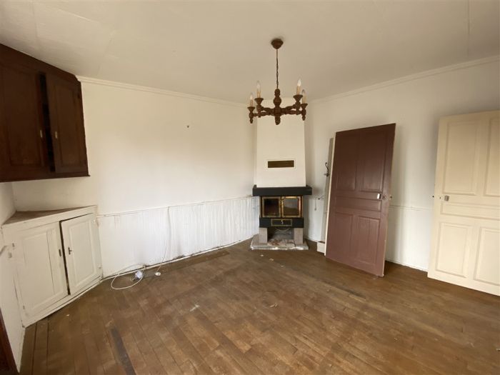 Meymac Centre Ville : vente vente de 5 pi&egrave;ces - grande image 5