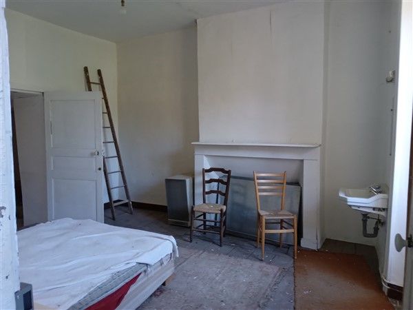 Pleaux : vente vente de 6 pi&egrave;ces - grande image 3