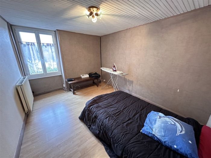 Meymac, Centre Ancien : vente vente de 4 pi&egrave;ces - grande image 8