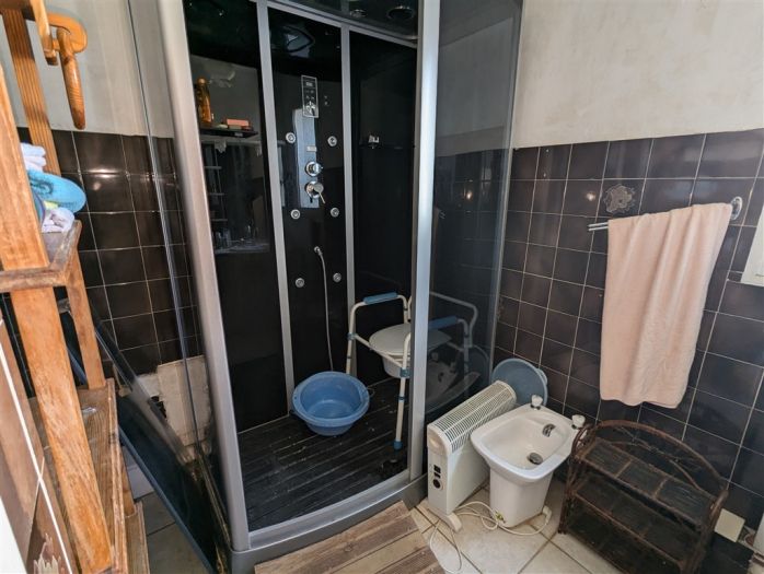 Quartier calme USSEL : vente vente de 3 pi&egrave;ces - grande image 9