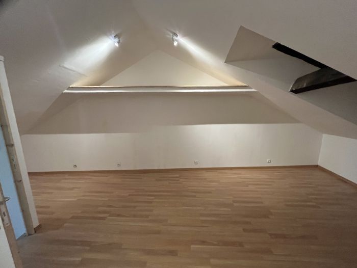 Tulle Centre Ville : vente vente de 5 pi&egrave;ces - grande image 4