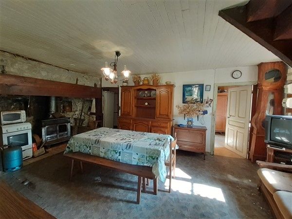 Monceaux-sur-Dordogne : vente vente de 3 pi&egrave;ces - grande image 2