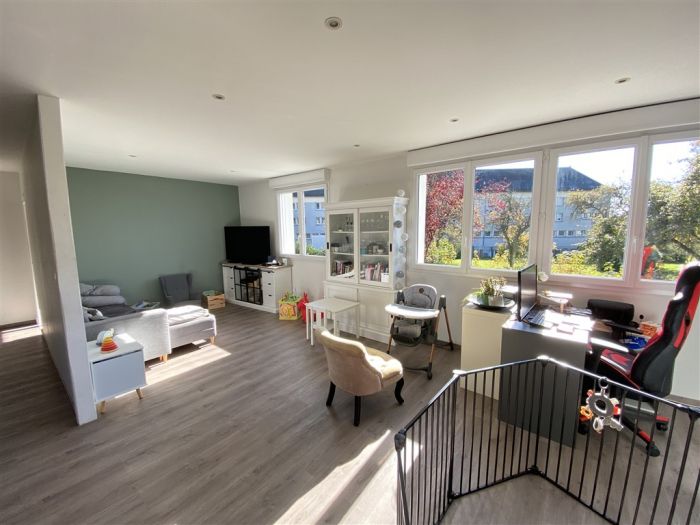 Meymac, Centre Ville &agrave; Pied : vente vente de 4 pi&egrave;ces - grande image 3