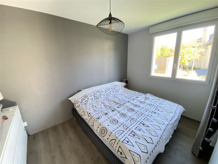 Meymac, Centre Ville &agrave; Pied : vente vente de 4 pi&egrave;ces - grande image 6