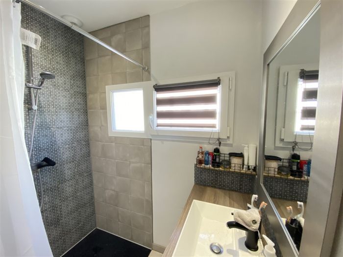 Meymac, Centre Ville &agrave; Pied : vente vente de 4 pi&egrave;ces - grande image 8