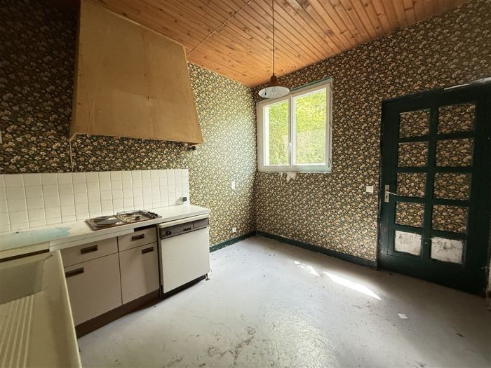 Peyrelevade : vente vente de 6 pi&egrave;ces - grande image 6