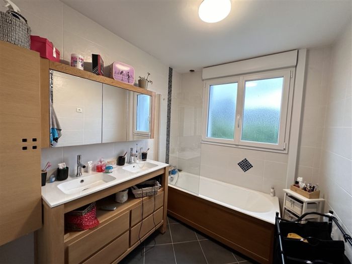 Meymac, proche Centre Ville : vente vente de 6 pi&egrave;ces - grande image 6