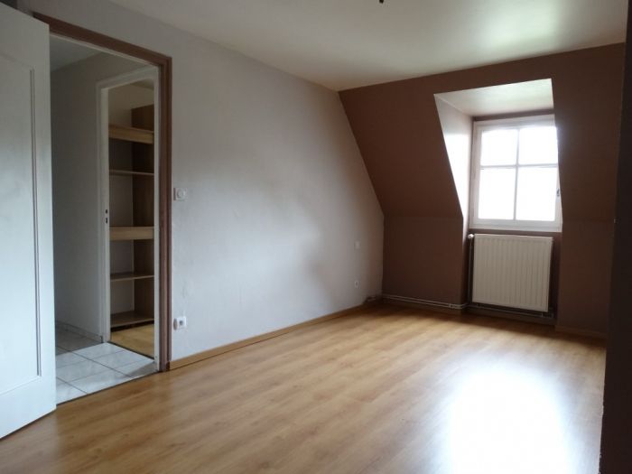 Meymac, Centre Ville, Exclusivit&eacute; : vente vente de 5 pi&egrave;ces - grande image 4