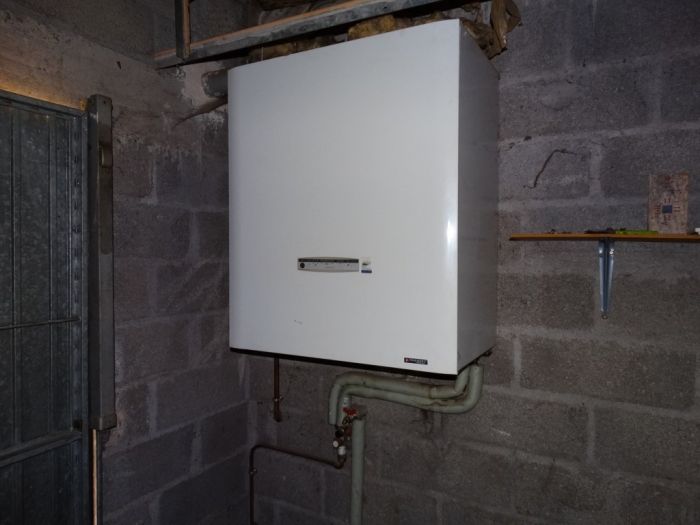 Meymac, Centre Ville, Exclusivit&eacute; : vente vente de 5 pi&egrave;ces - grande image 9