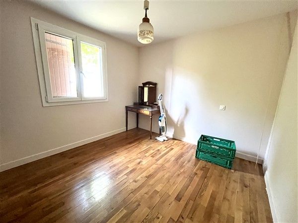 Laguenne sur Avalouze : vente vente de 3 pi&egrave;ces - grande image 6