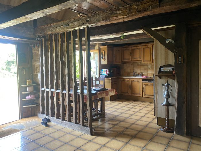 A LA CAMPAGNE - A 10 MINUTES D'EGLETONS : vente vente de 5 pi&egrave;ces - grande image 5