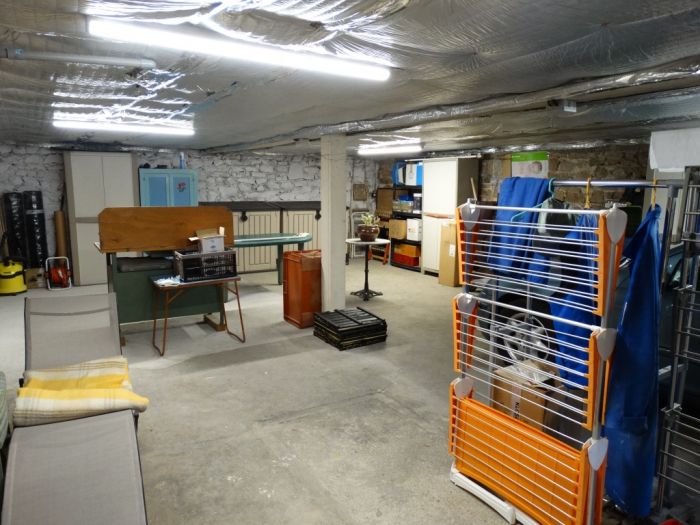 Meymac centre ville : vente vente de 4 pi&egrave;ces - grande image 10