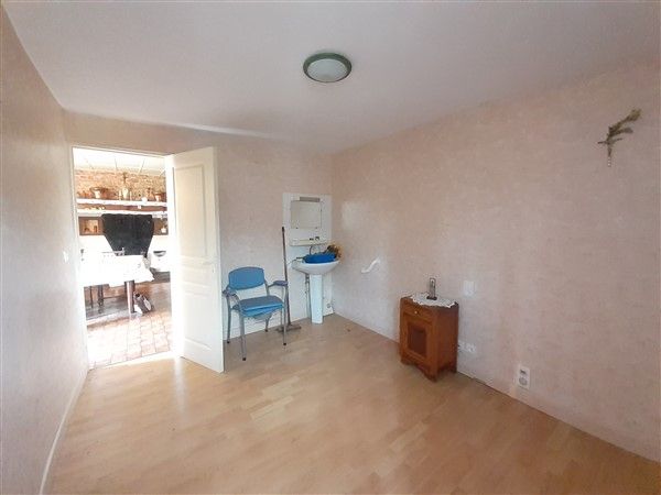 5 minutes d'ARGENTAT SUR DORDOGNE : vente vente de 3 pi&egrave;ces - grande image 4