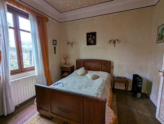 NEUVIC : vente vente de 4 pi&egrave;ces - grande image 5