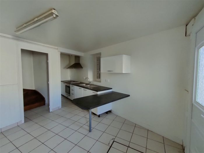 USSEL : vente vente de 4 pi&egrave;ces - grande image 2