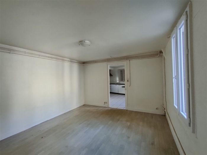 USSEL : vente vente de 4 pi&egrave;ces - grande image 4