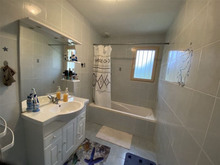 Saint-Angel : vente vente de 4 pi&egrave;ces - grande image 8