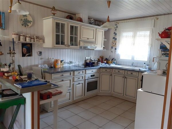 Saint-Martial-De-Gimel : vente vente de 3 pi&egrave;ces - grande image 2