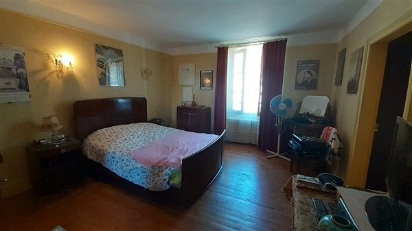 A 20 min d'ARGENTAT : vente vente de 9 pi&egrave;ces - grande image 10