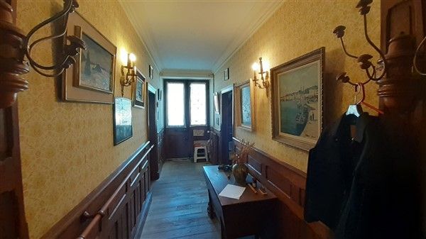 A 20 min d'ARGENTAT : vente vente de 9 pi&egrave;ces - grande image 3