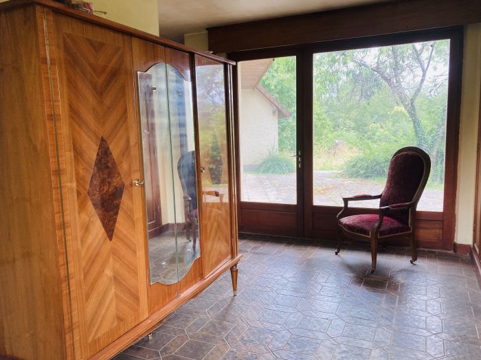 ENTRE NAVES ET SEILHAC : vente vente de 6 pi&egrave;ces - grande image 6