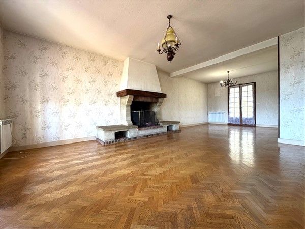 MALEMORT : vente vente de 6 pi&egrave;ces - grande image 2