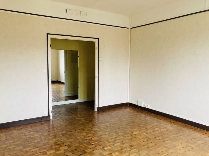 TULLE : vente vente de 3 pi&egrave;ces - grande image 3