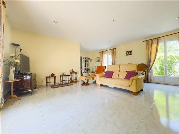 USSAC : vente vente de 5 pi&egrave;ces - grande image 2