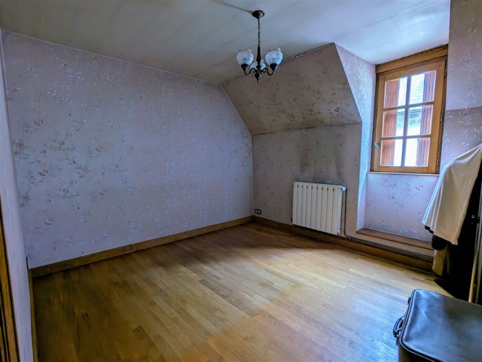 USSEL : vente vente de 4 pi&egrave;ces - grande image 5