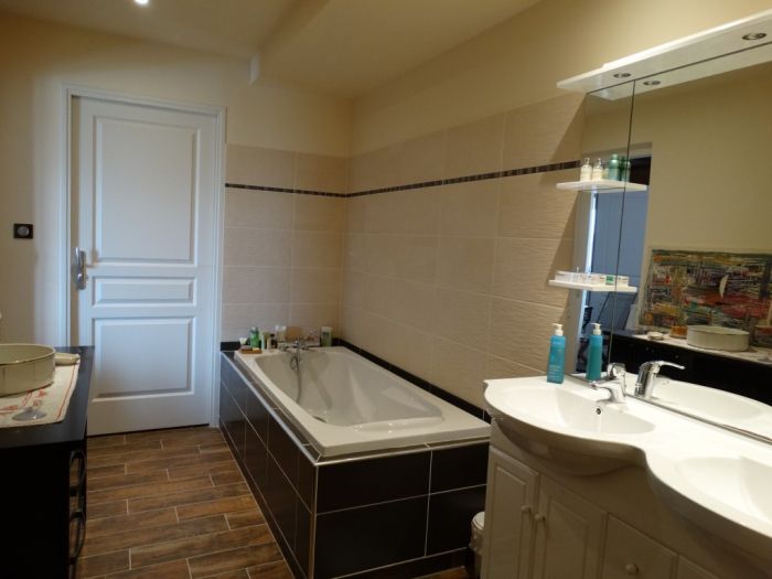 Meymac, 10 minutes : vente vente de 8 pi&egrave;ces - grande image 7