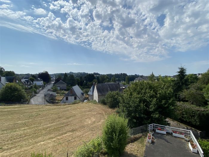 Meymac, centre ville : vente vente de 5 pi&egrave;ces - grande image 2