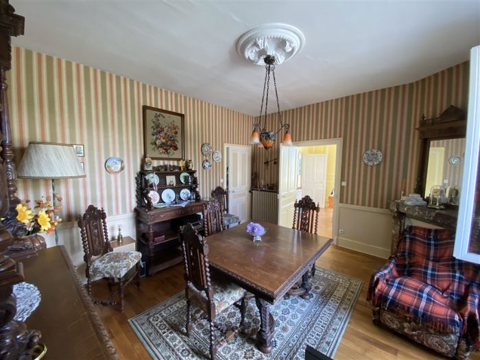 Meymac, centre ville : vente vente de 5 pi&egrave;ces - grande image 4