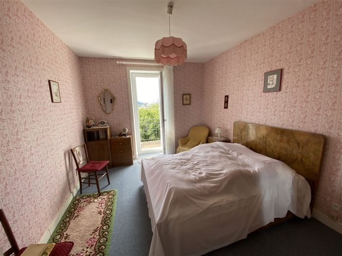 Meymac, centre ville : vente vente de 5 pi&egrave;ces - grande image 7