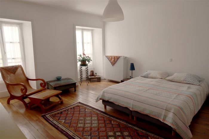 Meymac, Centre Ville : vente vente de 8 pi&egrave;ces - grande image 5