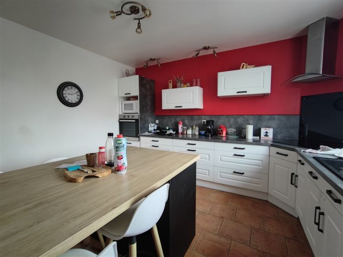 USSEL : vente vente de 6 pi&egrave;ces - grande image 3