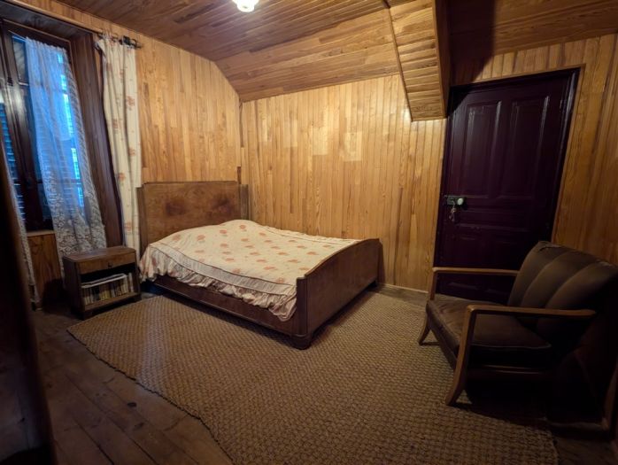 NEUVIC : vente vente de 7 pi&egrave;ces - grande image 4