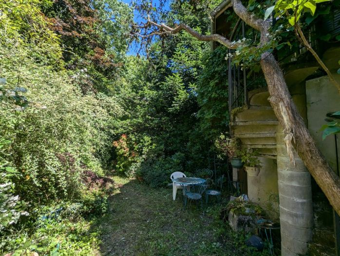 NEUVIC : vente vente de 7 pi&egrave;ces - grande image 8