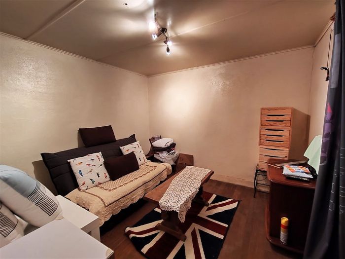 A 10 km d'Eygurande : vente vente de 5 pi&egrave;ces - grande image 5