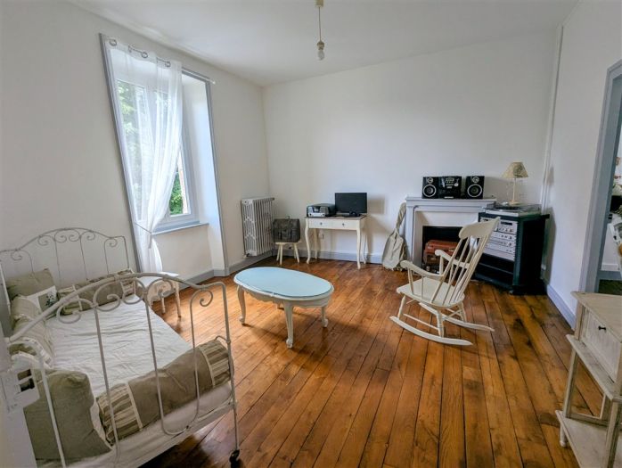 MERLINES : vente vente de 6 pi&egrave;ces - grande image 8