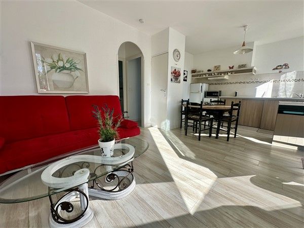 Parc Prieur : vente vente de 3 pi&egrave;ces - grande image 2