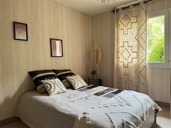 QUARTIER CALME D'EGLETONS : vente vente de 8 pi&egrave;ces - grande image 10