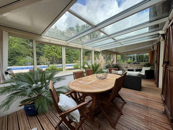 QUARTIER CALME D'EGLETONS : vente vente de 8 pi&egrave;ces - grande image 4