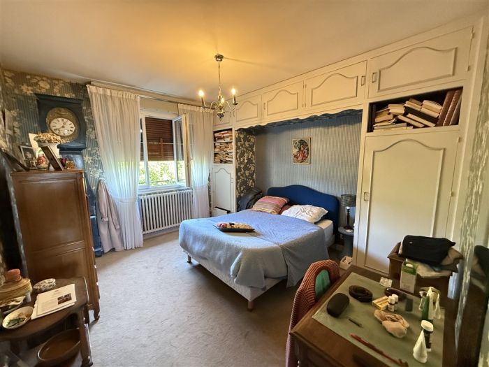 MEYMAC : vente vente de 5 pi&egrave;ces - grande image 5